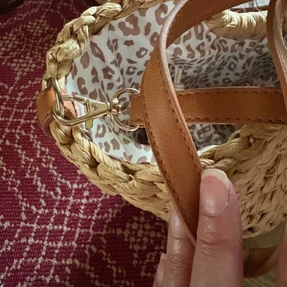 JustFab Tan Woven Tote Bag - Picture 12 of 16